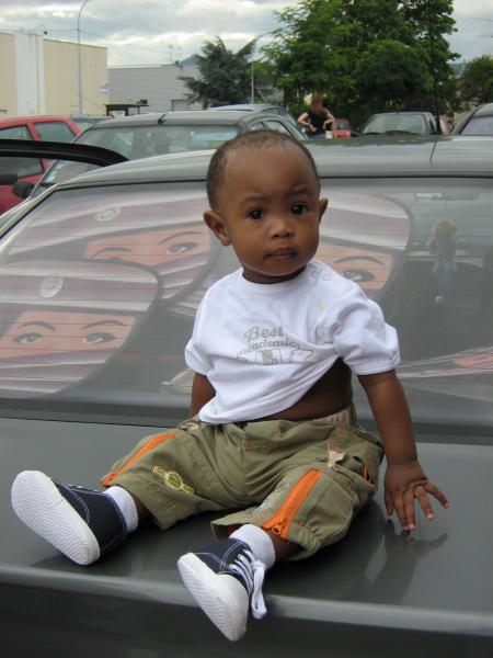 C WAM  SUR LA VOITURE DE MON PADRE